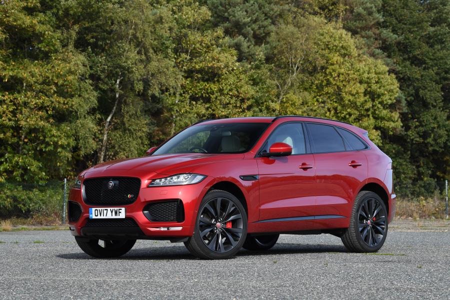  Jaguar F-Pace S 30t AWD Prestige 2016 года  (UK) (фото 1 из 14)
